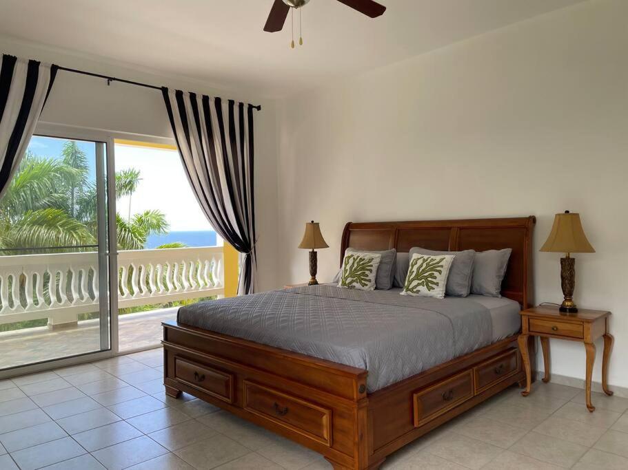 Spring Garden Mobay Resort Luxurious Apartments Montego Bay Eksteriør billede