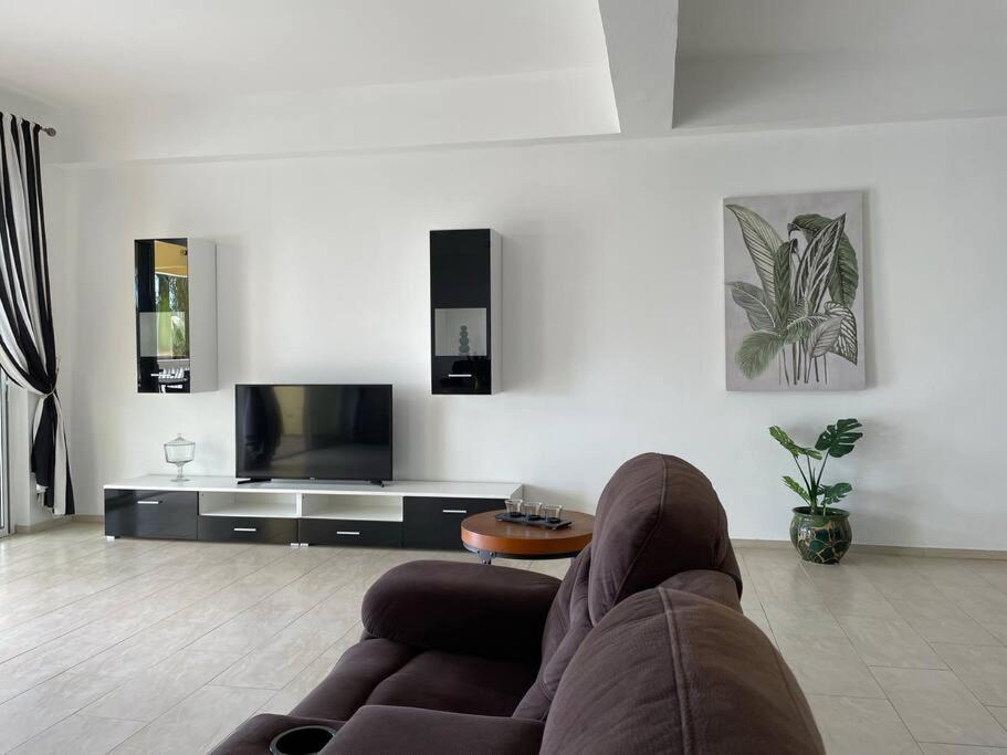 Spring Garden Mobay Resort Luxurious Apartments Montego Bay Eksteriør billede